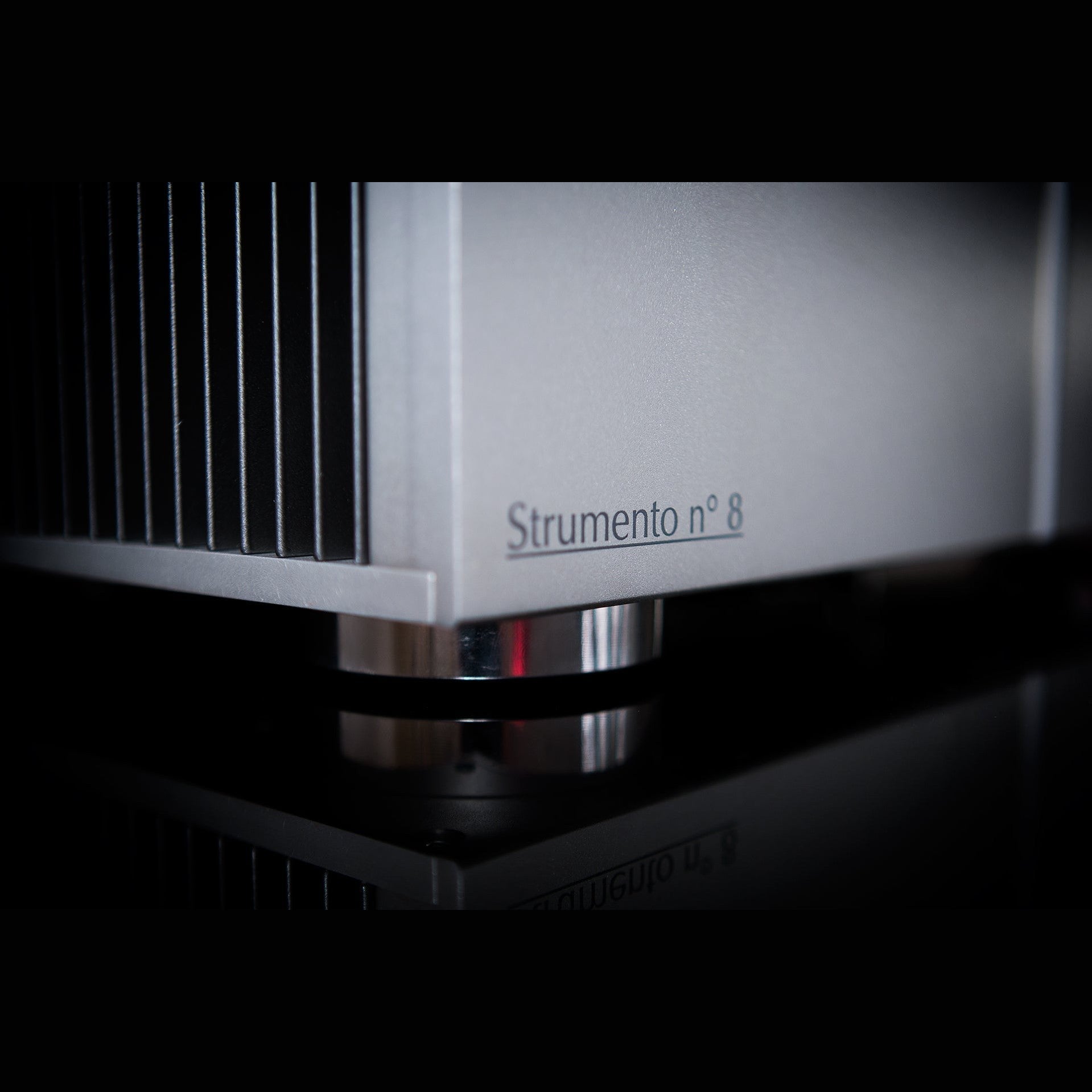 Audia Flight Strumento no.8 Mono Power Amplifier-thumbmail-3