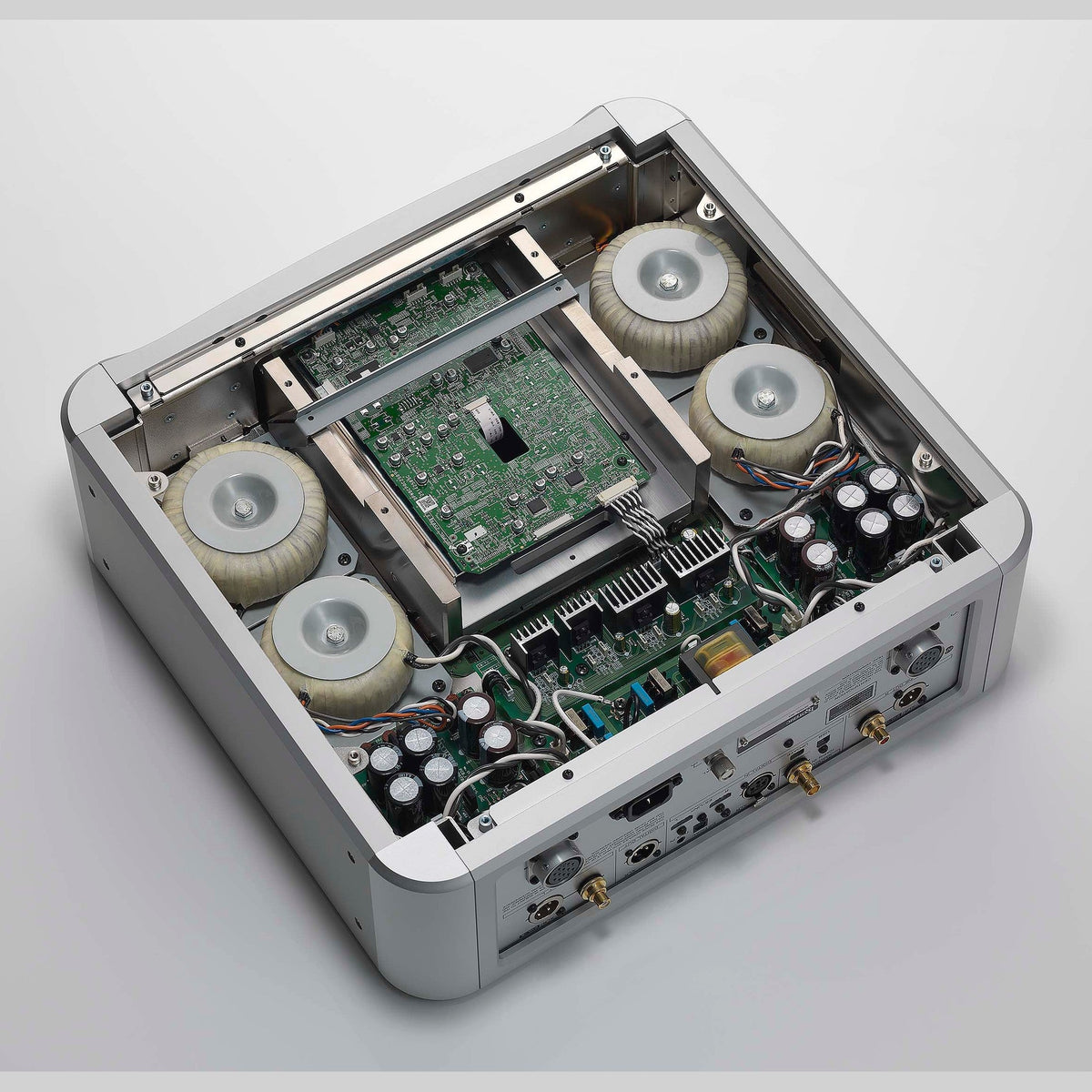 Esoteric Grandioso K1XE-thumbmail-8
