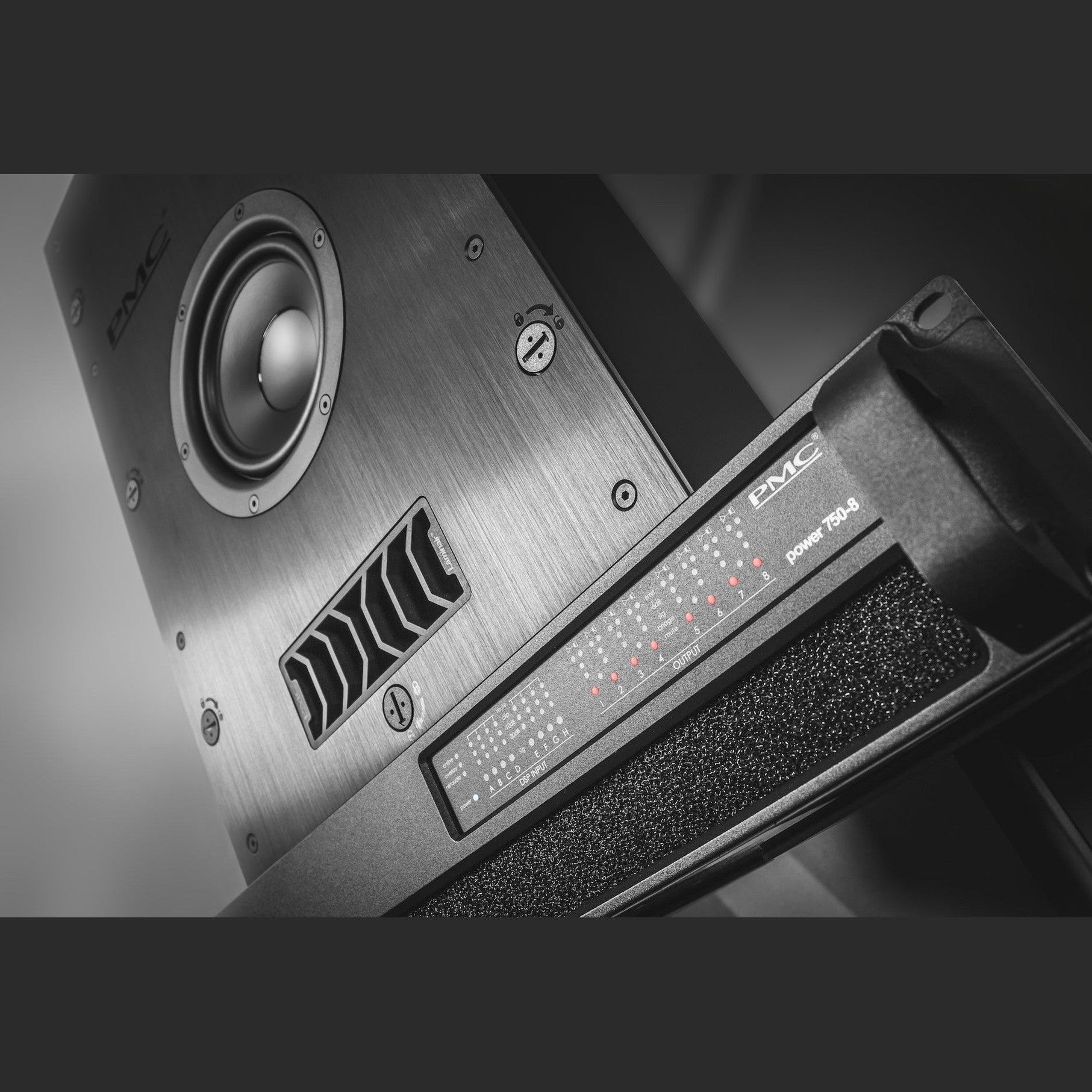 PMC power750-8 Eight Channel Amplifier-thumbmail-2
